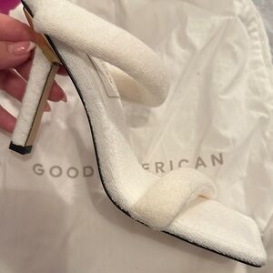 Good American Cream Heeled Sandals